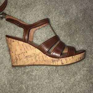 Brown wedges size 7